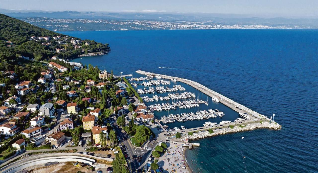 Apartments Skorup Ičići 외부 사진